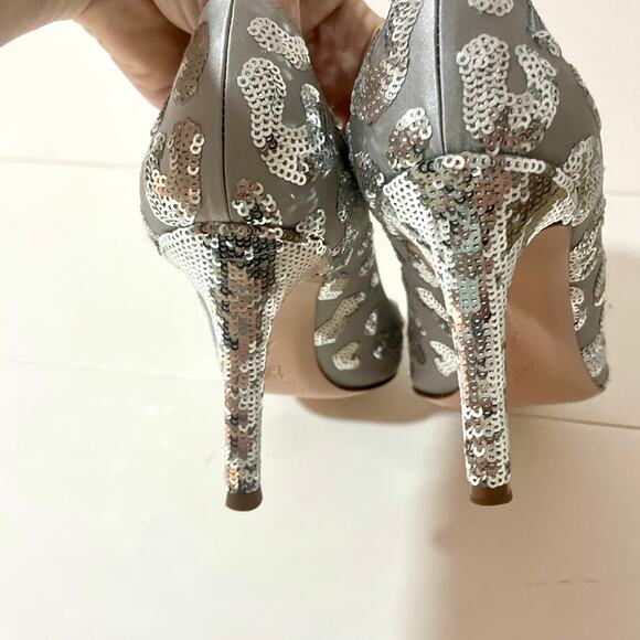 Gianvito Rossi Daze Satin Heels Pumps Shoes Silver Sequin Leopard 37.5 - Picture 13 of 13